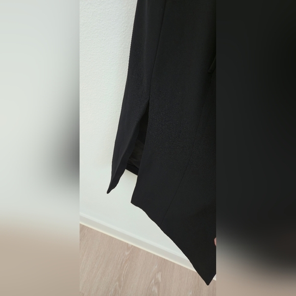 Babaton Marcelo Long Black Vest missing belt size large - Picture 11 of 14